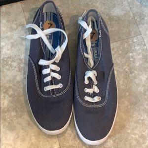 Navy Keds